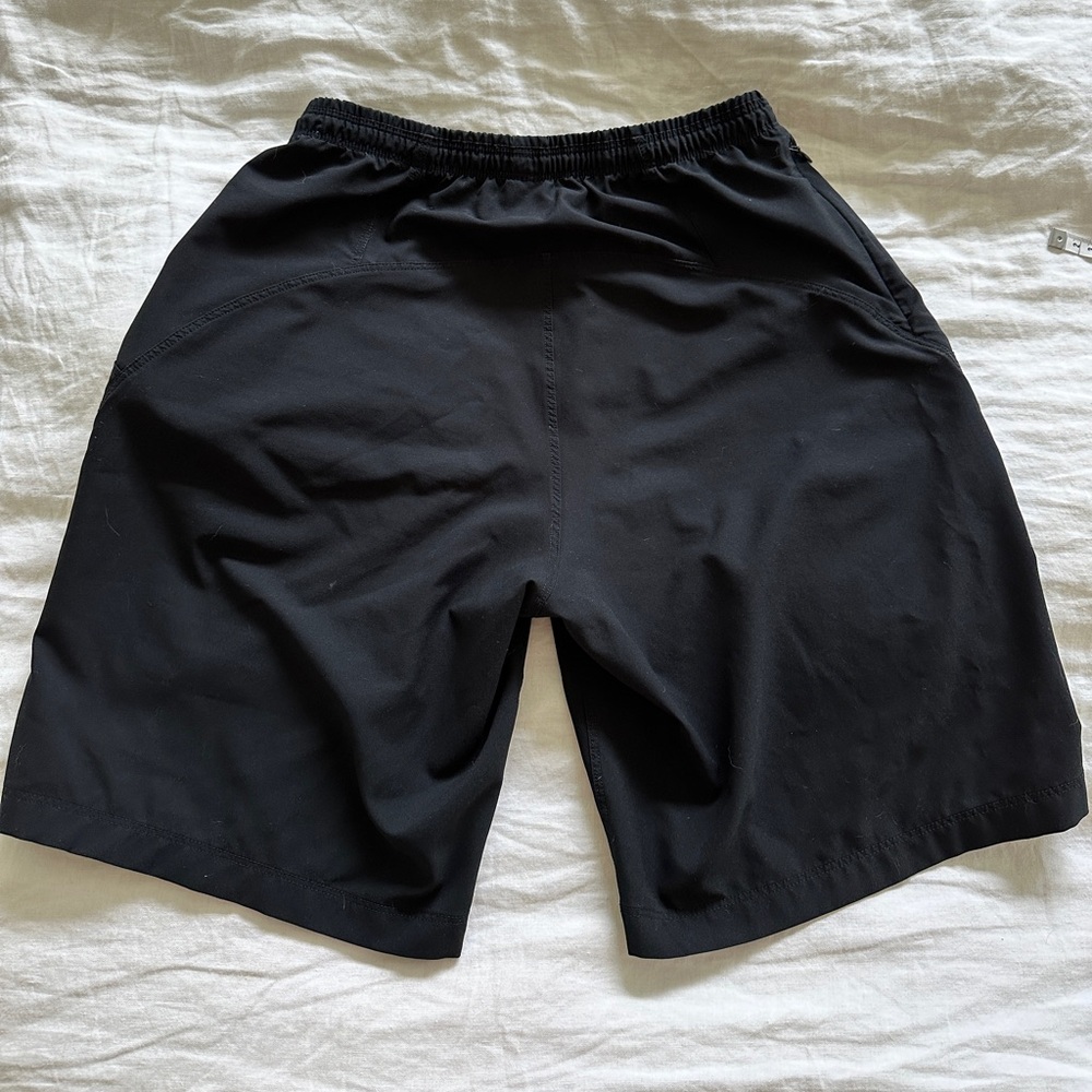 Arcteryx Men’s Black Short Size Small